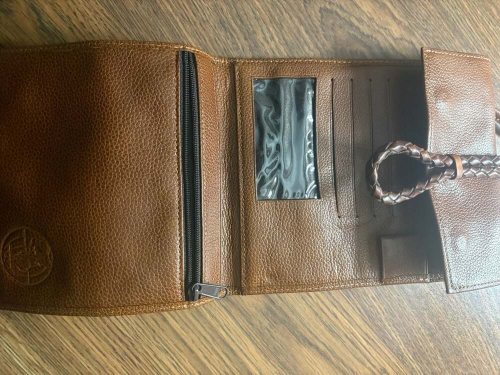 Vintage Brown Pebbled Leather Travel Wallet Organizer with Toggle Closure - Picture 5 of 6